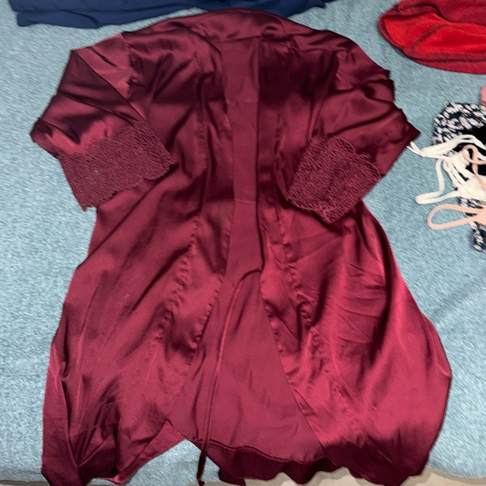 One size robe